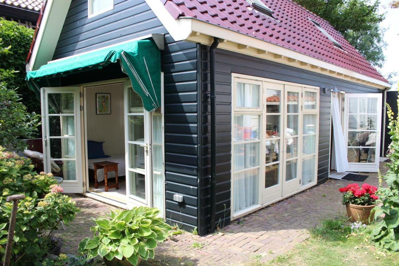 Holiday home Zomerhuisje Op